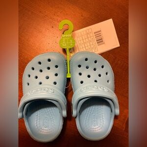 NWT Crocs - Baby Size 4